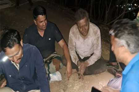 पाच तासांच्या रेस्क्यूनंतर प्राण वाचवले