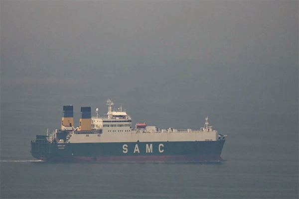 होर्मुज सामुद्रधुनीत इराणचा नवा डाव? टँकरवर लाखो डॉलर ‘टॅक्स’ची चर्चा