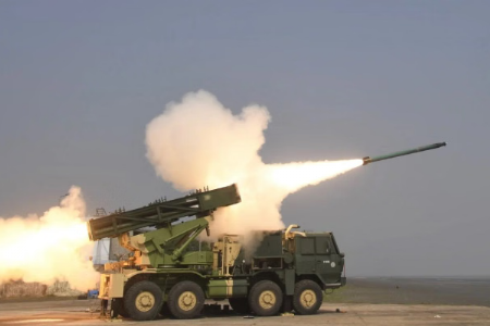 पिनाका रेजिमेंट सज्ज! ४४ सेकंदांत ७२ रॉकेट डागणारी ७ वी पिनाका