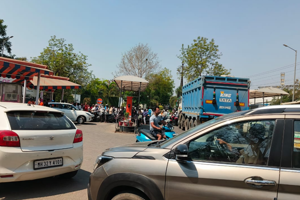 sufficient petrol in wardha