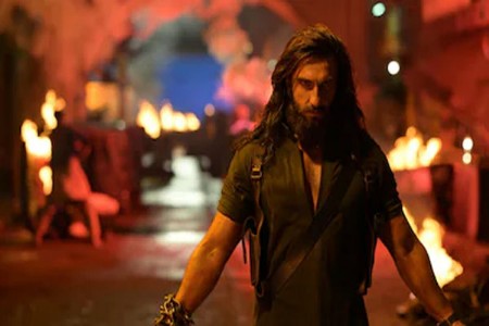 रणवीर सिंहचा ‘धुरंधर २’ वादाच्या भोवऱ्यात! ‘या’ राज्यात बंदीची मागणी