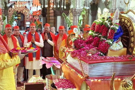 राममय नाद घुमला त्रिभूवनी!