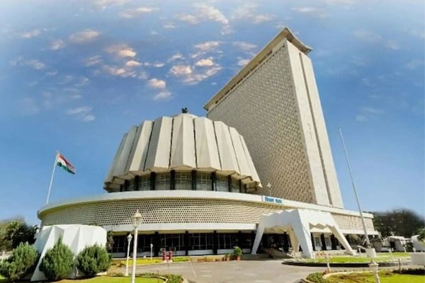  Mumbai, Legislative Assembly, fake entry pass, police arrest,