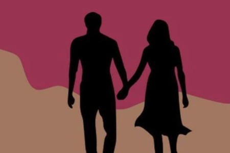 विवाहित पुरुषासोबत लिव्ह-इन रिलेशनशिप गुन्हा नाही!