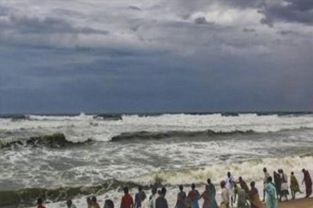 पुरी समुद्रात दोघांचा बुडून मृत्यू