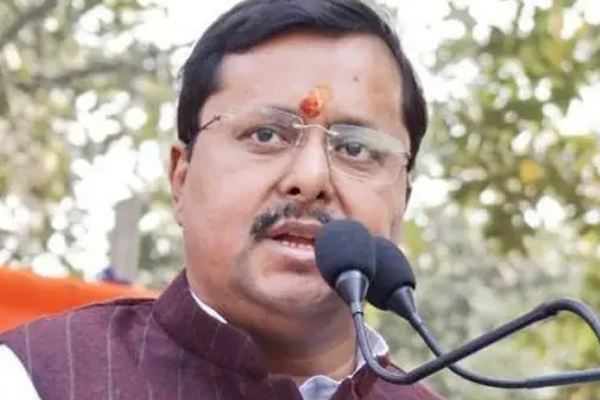 अध्यक्ष नितीन नवीन