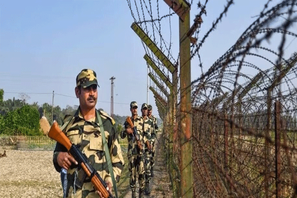 pakistani-arrested-at-border