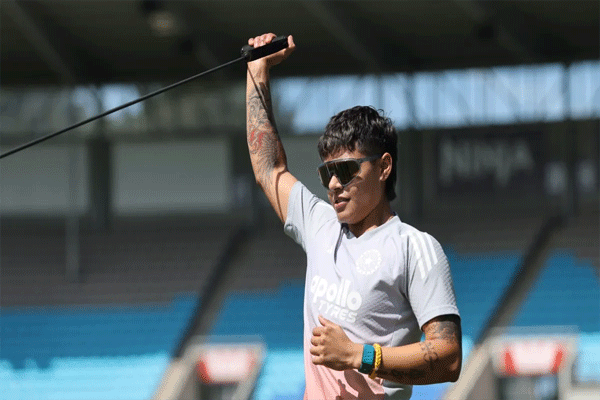 टीम इंडियाच्या संघात २२ वर्षीय गोलंदाजाची एन्ट्री, बीसीसीआयची घोषणा