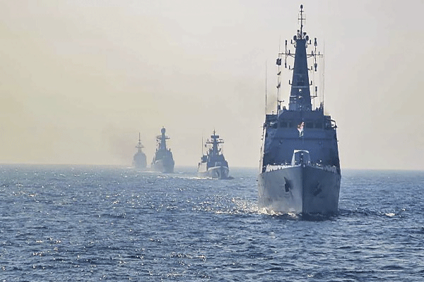 russian-ship-returns-to-india