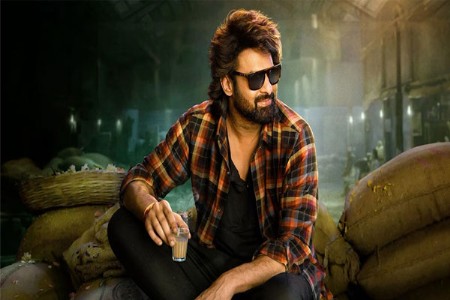 १०० कोटींचा ‘बादशाह’! प्रभासने पुन्हा एकदा मोडले सगळे रेकॉर्ड