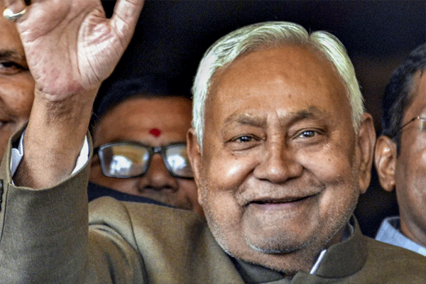 नितीश युगाचा अंत? पूर्ण बहुमत नसलेले दीर्घकाळ मुख्यमंत्री असलेले, आता राज्यसभेत जाणार