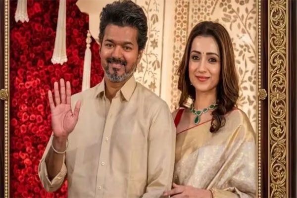 Thalapathy Vijay divorce