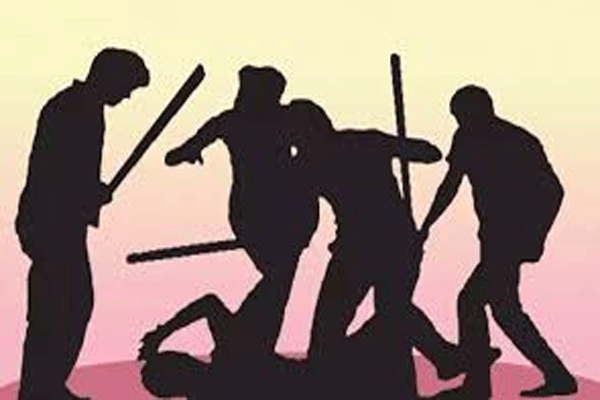 टीम इंडियाचा विकेट पडल्यावर तो नाचू लागला; जमावाने मारहाण करून ठार मारले