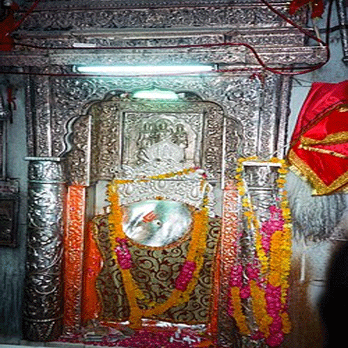 हनुमान जन्मोत्सवाच्या दिवशी द्या या ५ हनुमान मंदिरांना भेट