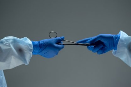 डॉक्टर, तुम्ही पुन्हा पुन्हा...!