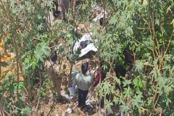 Pune infant body found garbage, Khadki Harris Bridge crime news