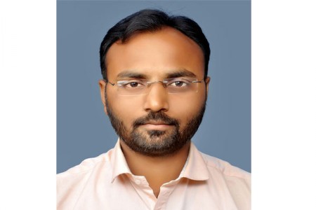 विवेक गावंडे यांना ‘मूकनायक पत्रकारिता पुरस्कार’