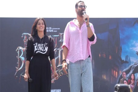 भूत बंगला 16 एप्रिल रोजी चित्रपटगृहात