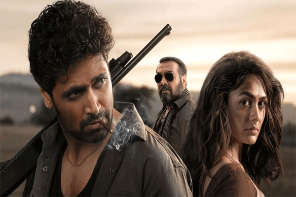 'डकैत'चा बॉक्स ऑफिसवर वेग मंदावला