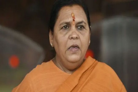 माजी मुख्यमंत्री उमा भारती रुग्णालयात दाखल