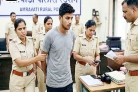 मुलींचे लैंगिक शोषण करणारा गजाआड