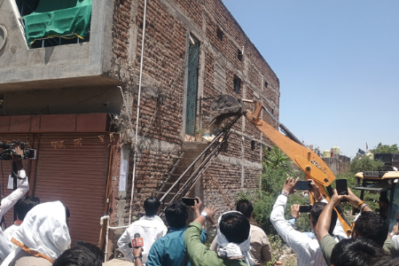 परतवाड्यात प्रथमच योगी पॅटर्न कारवाई