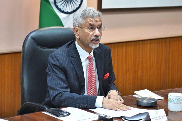 होर्मुझमधील इराण-अमेरिका नाकेबंदी