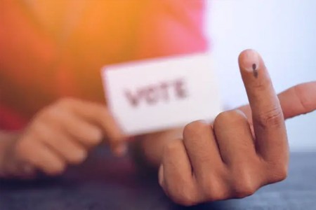 हरियाणात काँग्रेसचे ५ आमदार निलंबित