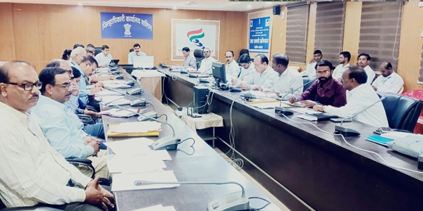 नीती आयोगाची आढावा बैठक