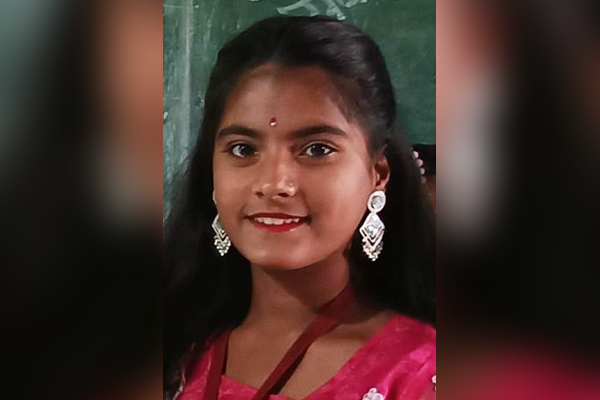 श्रावणी चौधरी स्पेल बी स्पर्धेत कारंजा तालुयात प्रथम 