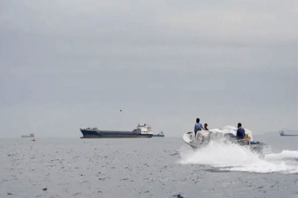 Strait of Hormuz crisis, Hormuz Strait closure Iran,