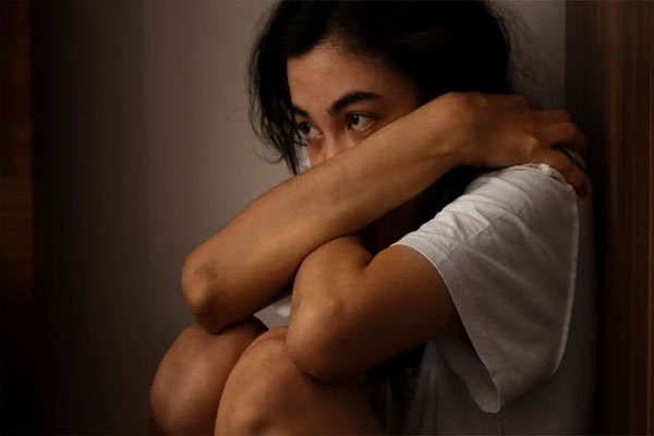 womans complaint creates a stir 