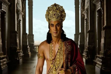 हनुमान जयंतीच्या मुहूर्तावर रामायण चित्रपटाचा टीझर प्रदर्शित