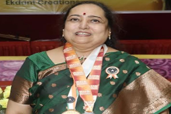 Presentation of 81 bandishe