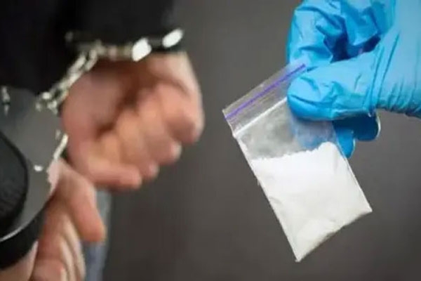 Mumbai drug bust, female drug trafficker arrested Titwala,