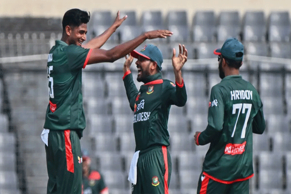 नाहिद राणाने घातला चेंडूने धुमाकूळ; ठरला तिसरा खेळाडू