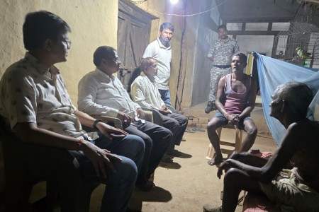 विहीर न बांधताच लाखोंची रक्कम वळती