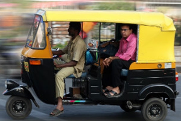 Marathi language mandate Maharashtra, taxi driver Marathi requirement Mumbai, auto rickshaw drivers Marathi rule,
