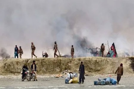 बलूचिस्तान सीमेजवळ दहशतवाद्यांवर मोठा हल्ला