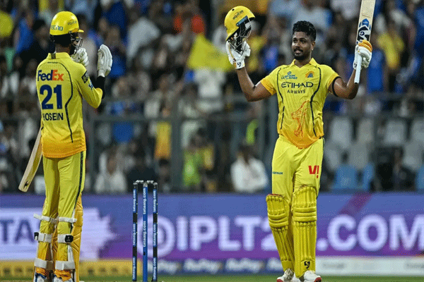 VIDEO: संजू सॅमसनची कमाल! रोहितच्या शतकाची बरोबरी, CSKसाठी मोठा विक्रम