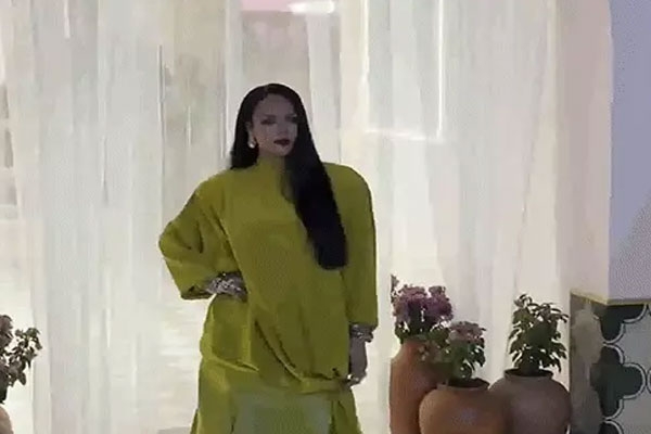  Rihanna Mumbai visit, Fenty Beauty India launch, 