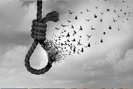 तू माझाशी शारीरिक संबंध ठेव!