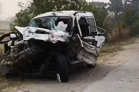 विवाह समारंभावरून परतणाऱ्या स्कॉर्पिओचा अपघात;पाच ठार