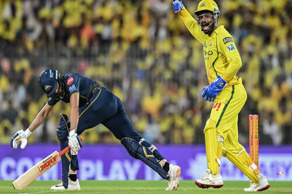 क्षणात खेळ खल्लास! संजूचा झपाटलेला डाव; गिल आउट, धोनीची आठवण: VIDEO