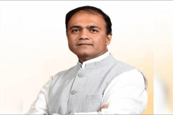 राज्यातील शासकीय शाळांची मान्सूनपूर्व तपासणी होणार : पालकमंत्री