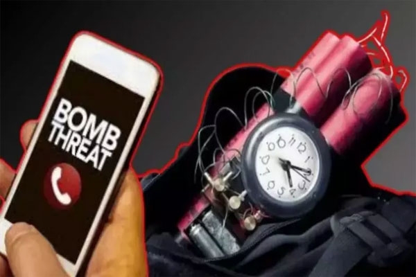 Delhi school bomb threat email