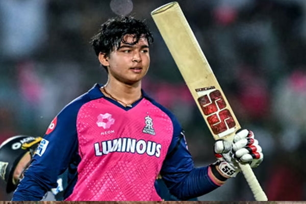 Vaibhav Suryavanshi bat