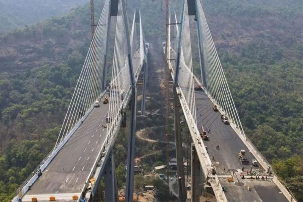 Mumbai Pune expressway