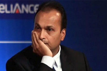 अनिल अंबानीवर ईडीचा ‘आर्थिक सर्जिकल स्ट्राईक’