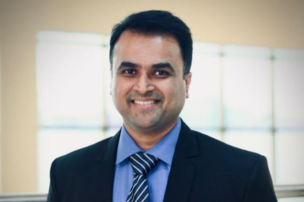 dr abhinav deshpande